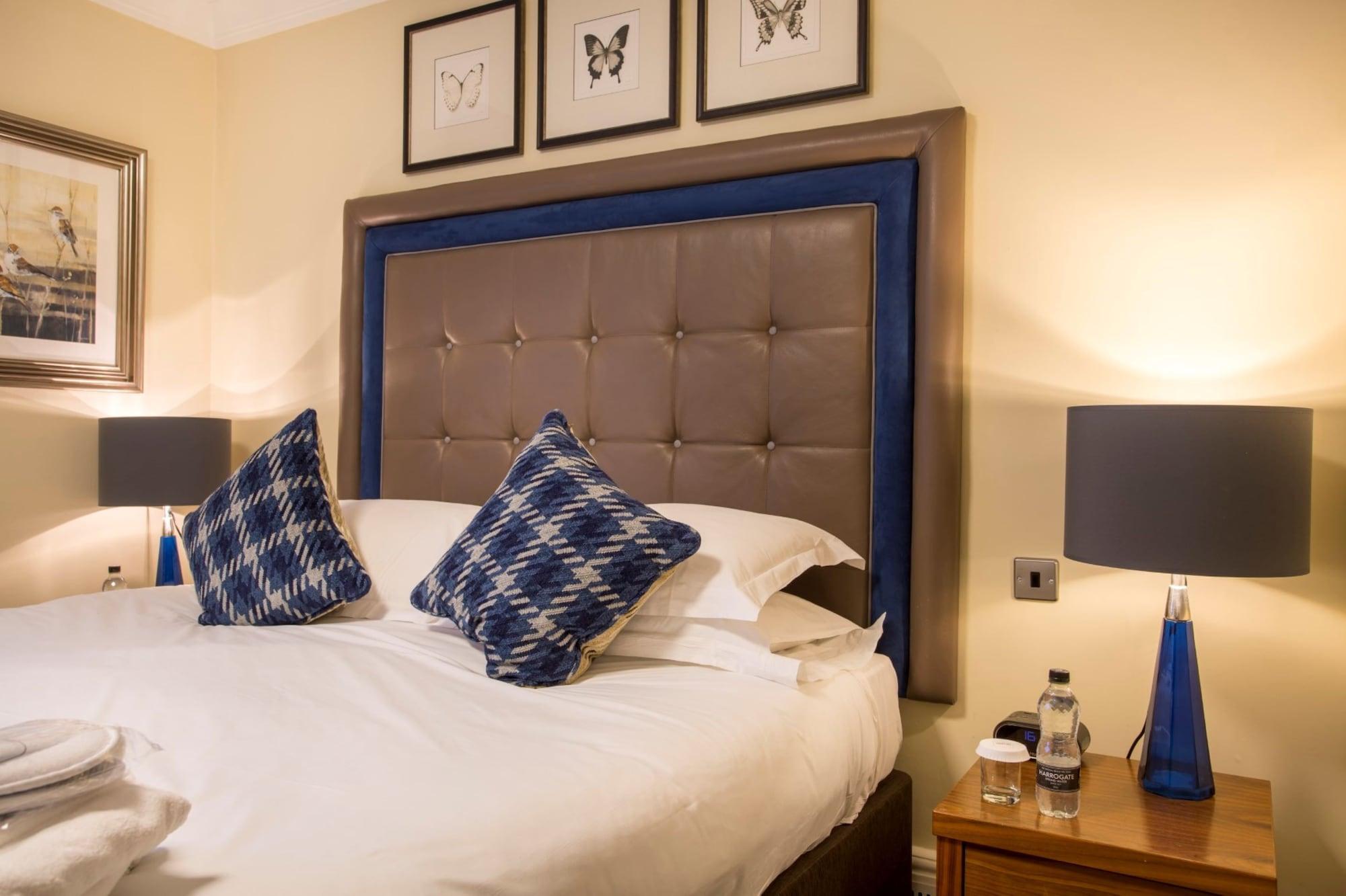 The Talbot Hotel, Oundle , Near Peterborough Dış mekan fotoğraf