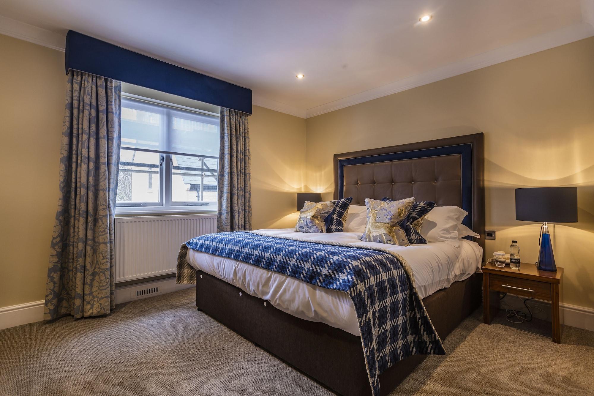 The Talbot Hotel, Oundle , Near Peterborough Dış mekan fotoğraf
