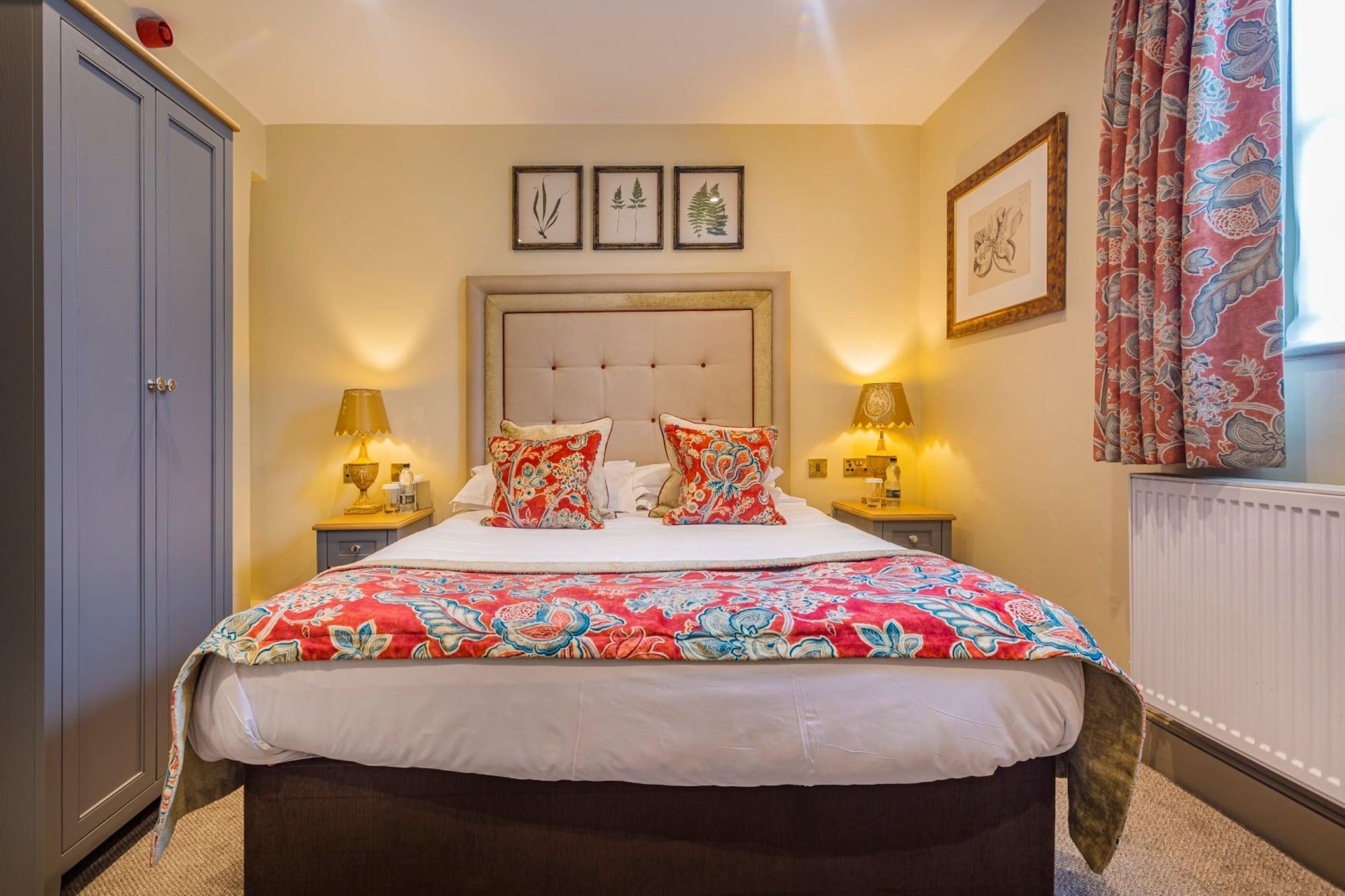The Talbot Hotel, Oundle , Near Peterborough Dış mekan fotoğraf