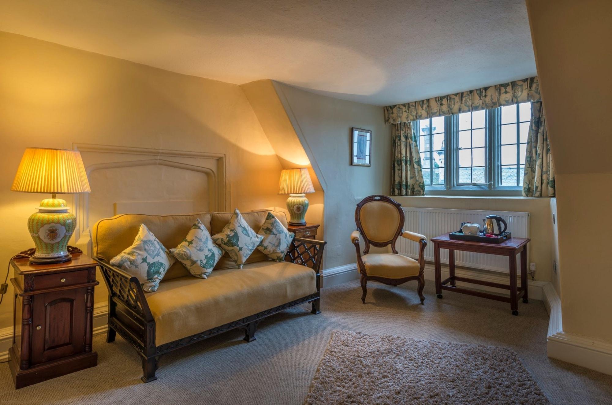 The Talbot Hotel, Oundle , Near Peterborough Dış mekan fotoğraf