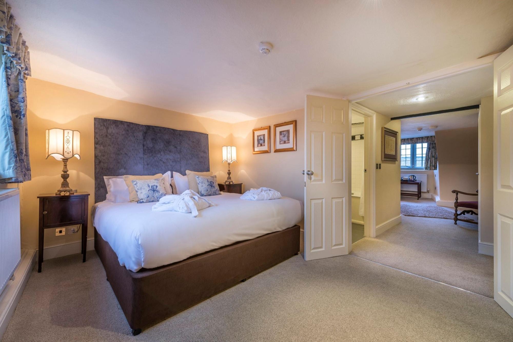 The Talbot Hotel, Oundle , Near Peterborough Dış mekan fotoğraf