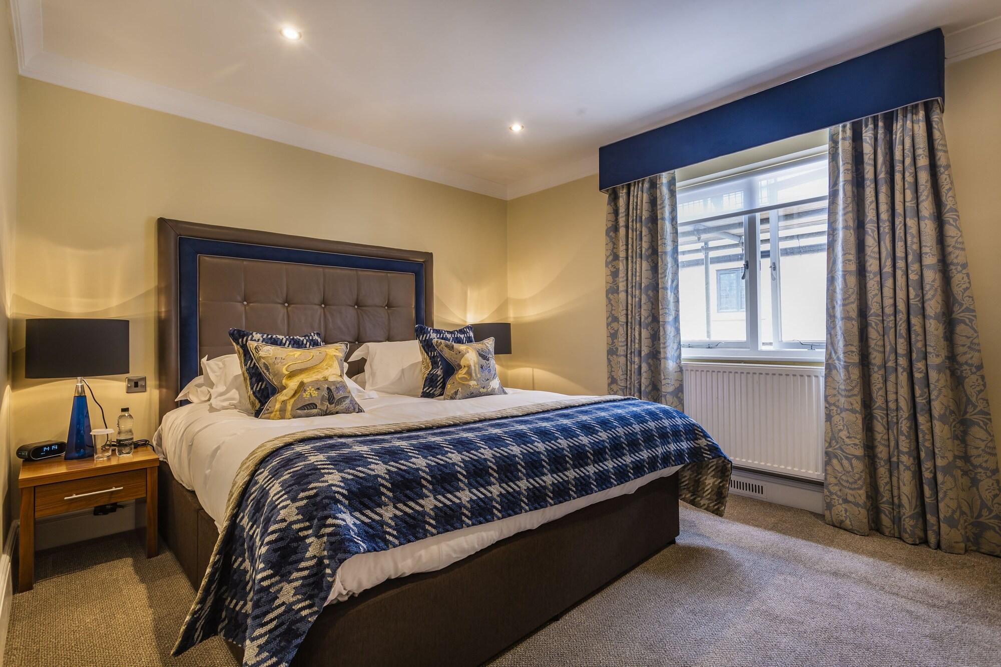 The Talbot Hotel, Oundle , Near Peterborough Dış mekan fotoğraf
