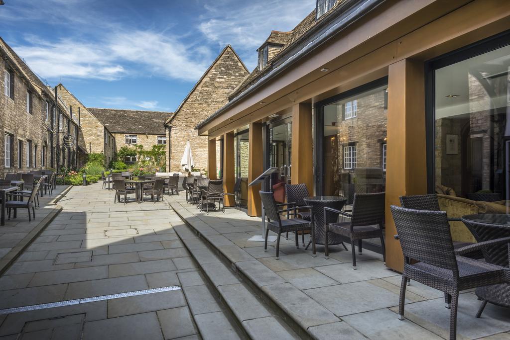 The Talbot Hotel, Oundle , Near Peterborough Dış mekan fotoğraf