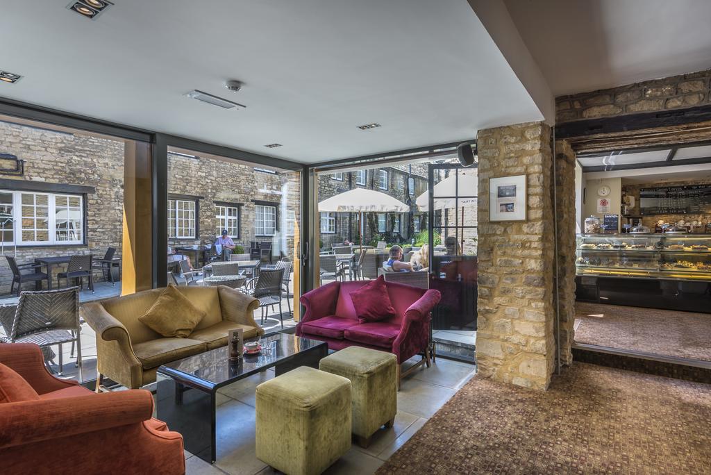 The Talbot Hotel, Oundle , Near Peterborough Dış mekan fotoğraf