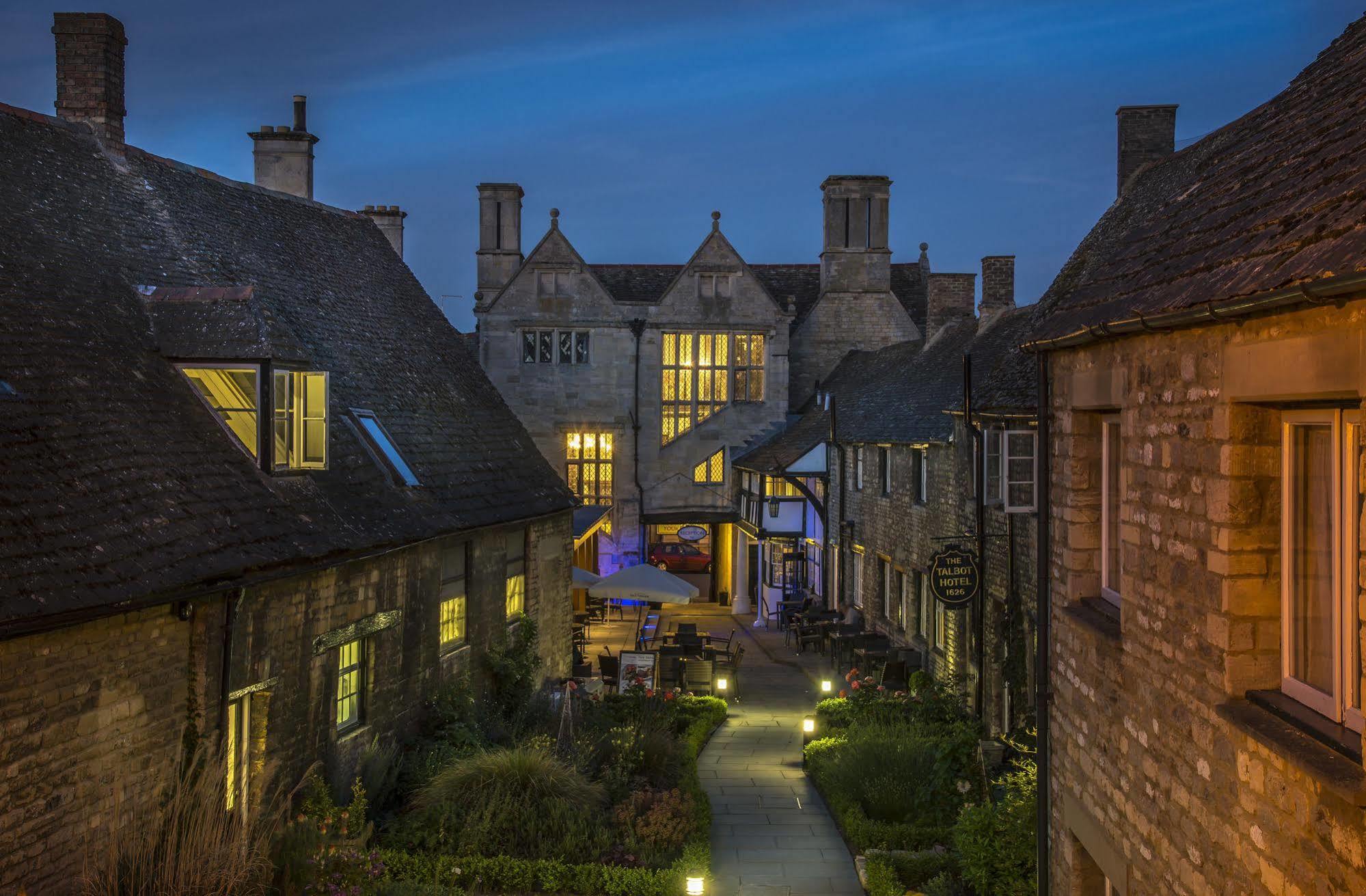 The Talbot Hotel, Oundle , Near Peterborough Dış mekan fotoğraf